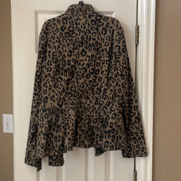 Leopard Jacket - Picture 2 of 2